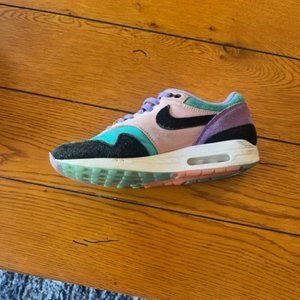 these are colorful nike shoes